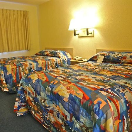 Motel 6-Everett, Wa - South Wintermutes Corner Exterior photo