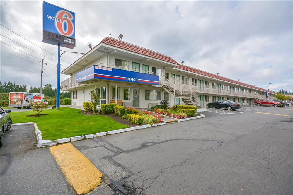 Motel 6-Everett, Wa - South Wintermutes Corner Exterior photo