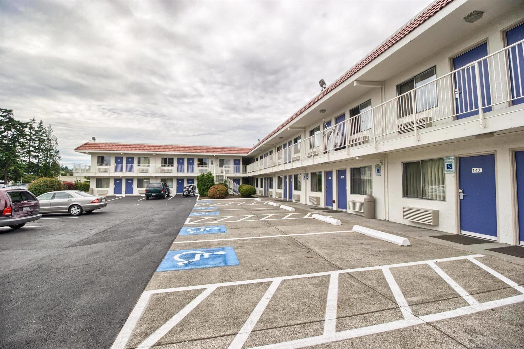 Motel 6-Everett, Wa - South Wintermutes Corner Exterior photo