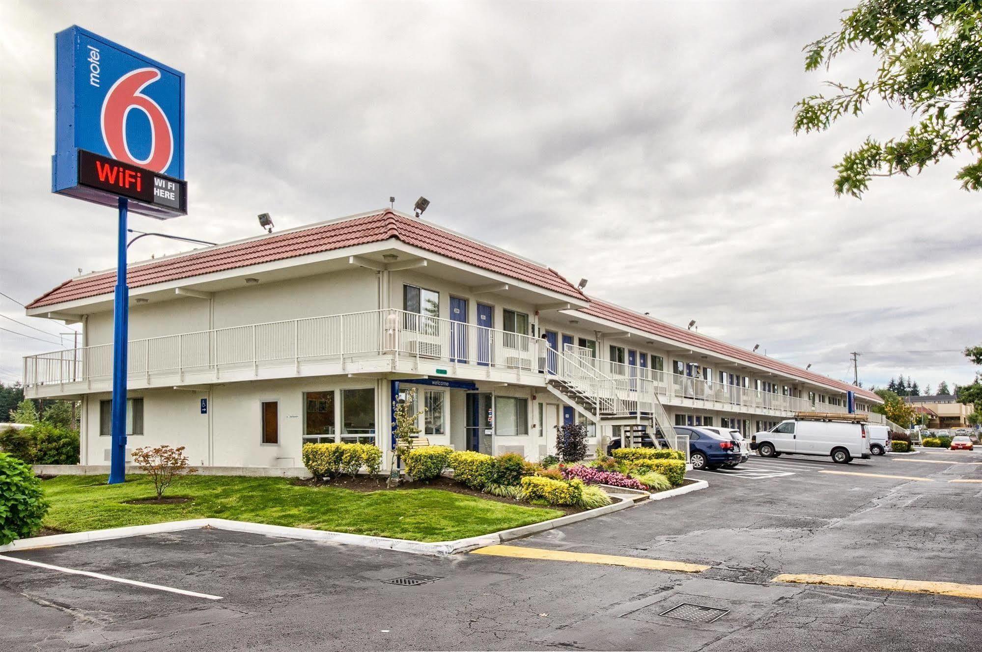 Motel 6-Everett, Wa - South Wintermutes Corner Exterior photo
